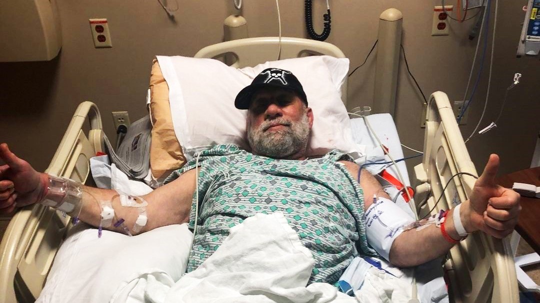 Historicky první šampion těžké váhy UFC, Mark Coleman, prodělal infarkt