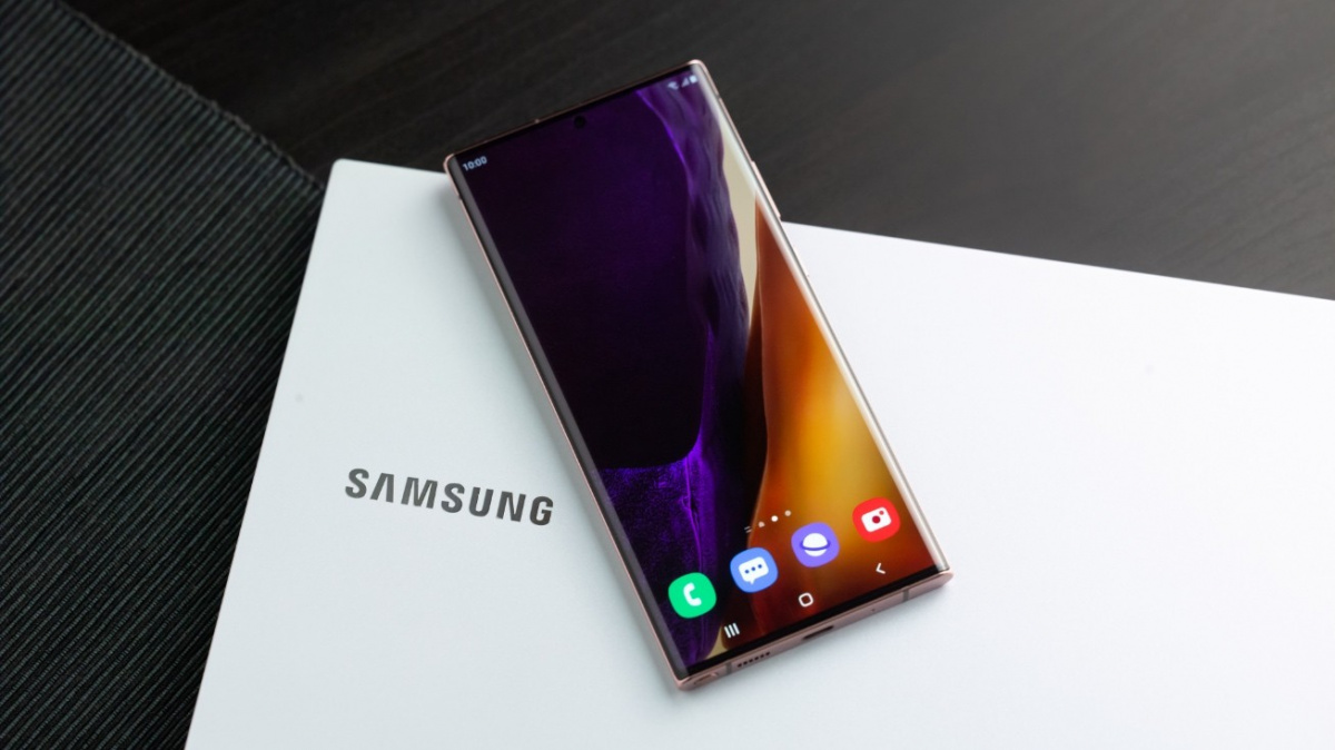 Black Friday sráží ceny nejlepších smartphonů od Applu a Samsungu na minimum