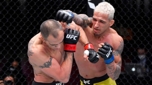 Dana White ocenil výkon Tonyho Fergusona. Myslí si, že i přes dvě porážky ho ještě pár zápasů čeká