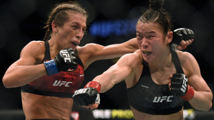 Jedrzejczyk a Zhang zavzpomínaly na šílený zápas roku, bude odveta?