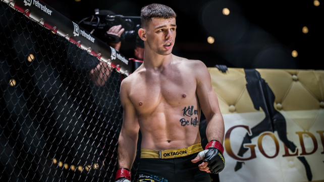 Milan Ďatelinka za duel s Vémolou žádné extra peníze nedostane. „Mám úplně to samé, co jsem měl za zápas s Hoškem.“