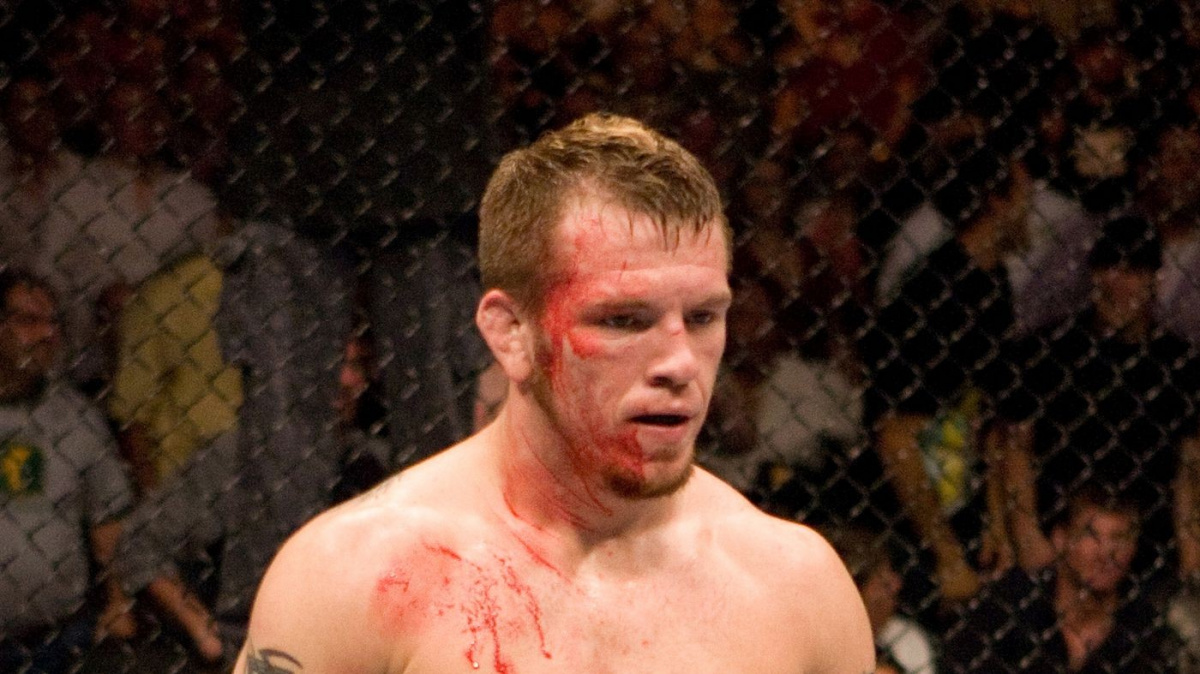Temná strana MMA: Bývalý bojovník UFC Fisher trpí kvůli zranění mozku výpadky paměti a depresemi