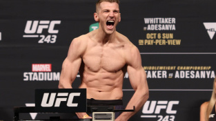 Dan Hooker chce přestoupit do nižší váhové kategorie, dokonce už si tam vybral soupeře