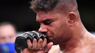 Smutný veterán UFC Overeem vysekl poklonu svému přemožiteli a přiznal zlomený nos