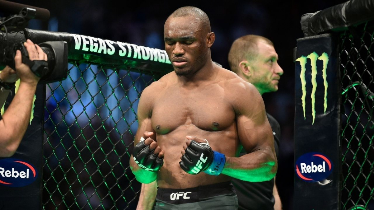 Aby zůstal šampionem, musel zmlátit kamaráda. Teď by Usman rád zavřel pusu starému rivalovi