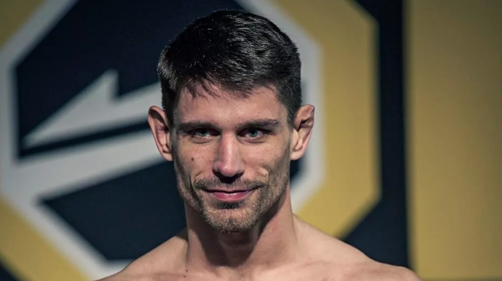 Ondřej Petrášek doufá, že ho někdo z bojovníků brzy vyzve, rád by změřil síly se šampionem Oktagon Výzvy