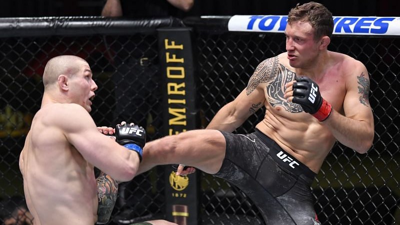 Video: Největší překvapení loňského roku v UFC? Připomeňte si bitvu Vettoriho s Hermanssonem
