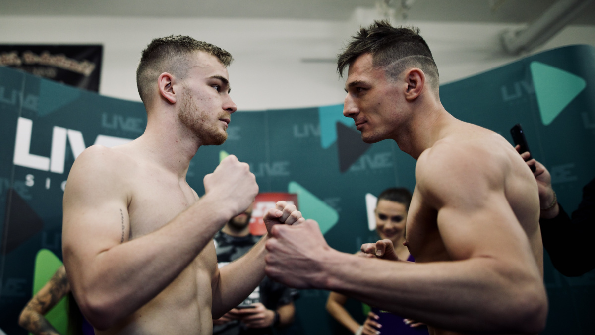 Souboj s váhou všichni bojovníci zvládli, večer je čeká první kolo šestnáctičlenného turnaje v thajském boxu