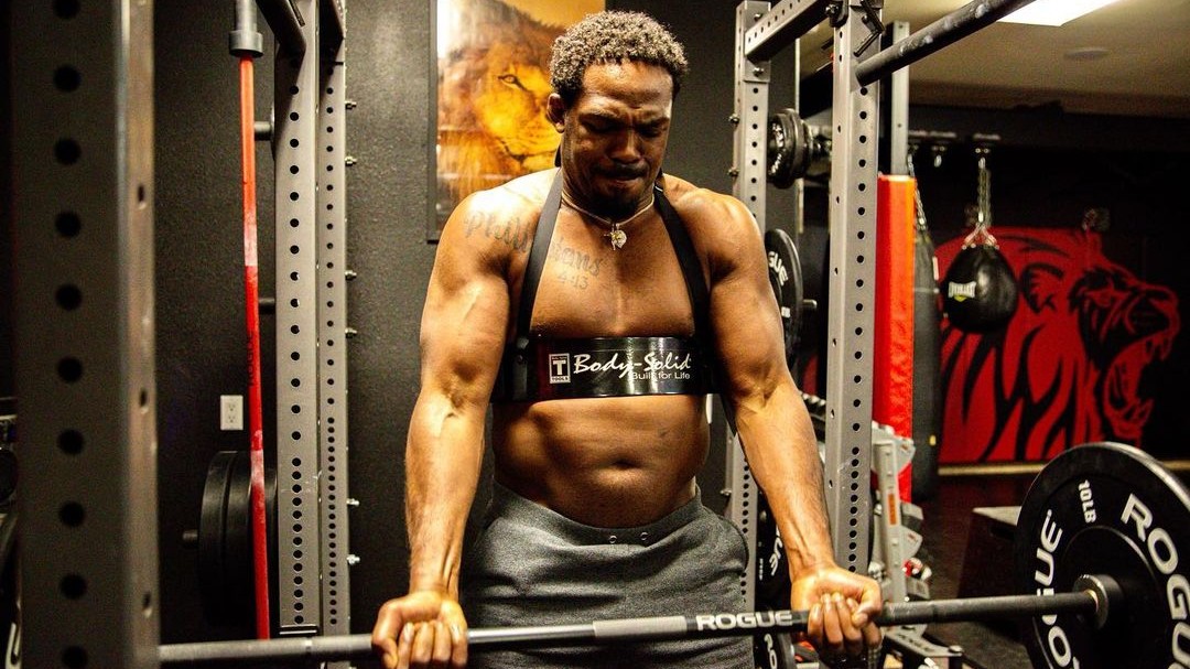 Jon Jones se vrátí, potvrdil šéf UFC a uvedl dva možné soupeře