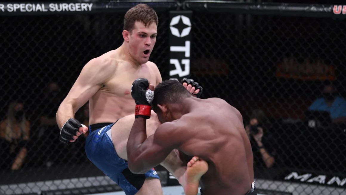 Za chyby se platí! Americký ninja Jordan Wright díky jedné takové zničil svého soupeře za pouhou minutu