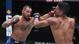 Santiago Ponzinibbio odmítl prohrát a v nejlepším zápase večera ukázal obrovské srdce