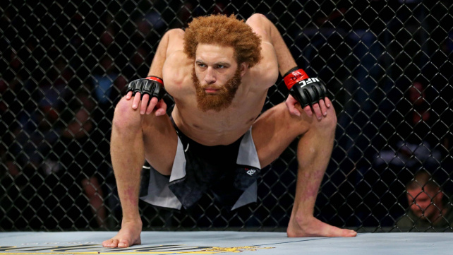 UFC došla trpělivost. Bojovník obviněný z domácího násilí dostal padáka