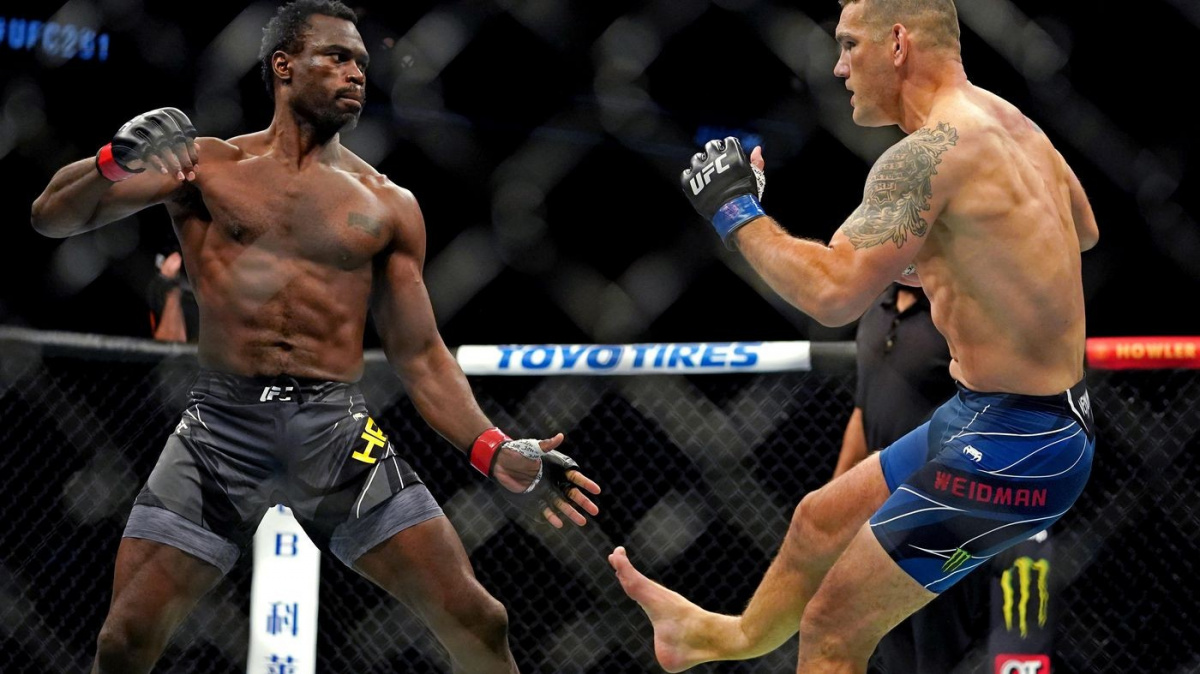 Weidman ještě nemá vyhráno. Po hrůzostrašné zlomenině mu stále hrozí amputace