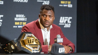 "Někdy si nejsem jistý, jestli jsem šampion," říká frustrovaný král těžké váhy UFC Ngannou