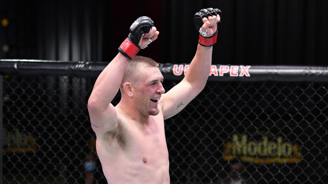 Američan Jacoby se velice slušným TKO přiblížil nejlepší patnáctce polotěžké váhy UFC