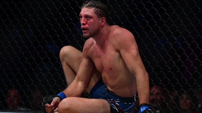 Následky šílené bitvy v UFC, Ortega má zlomenou očnici a půl roku si nezabojuje. Co ostatní?