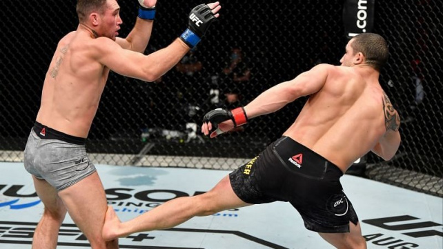 Na otočku 20: Kontroverzní a zakázané techniky v MMA