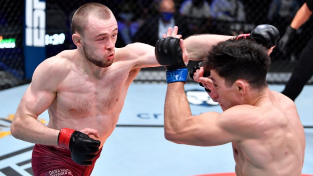 Řady UFC rozšíří drzý Brit. "Neudělej ze mě blbce!" klade mu na srdce Dana White