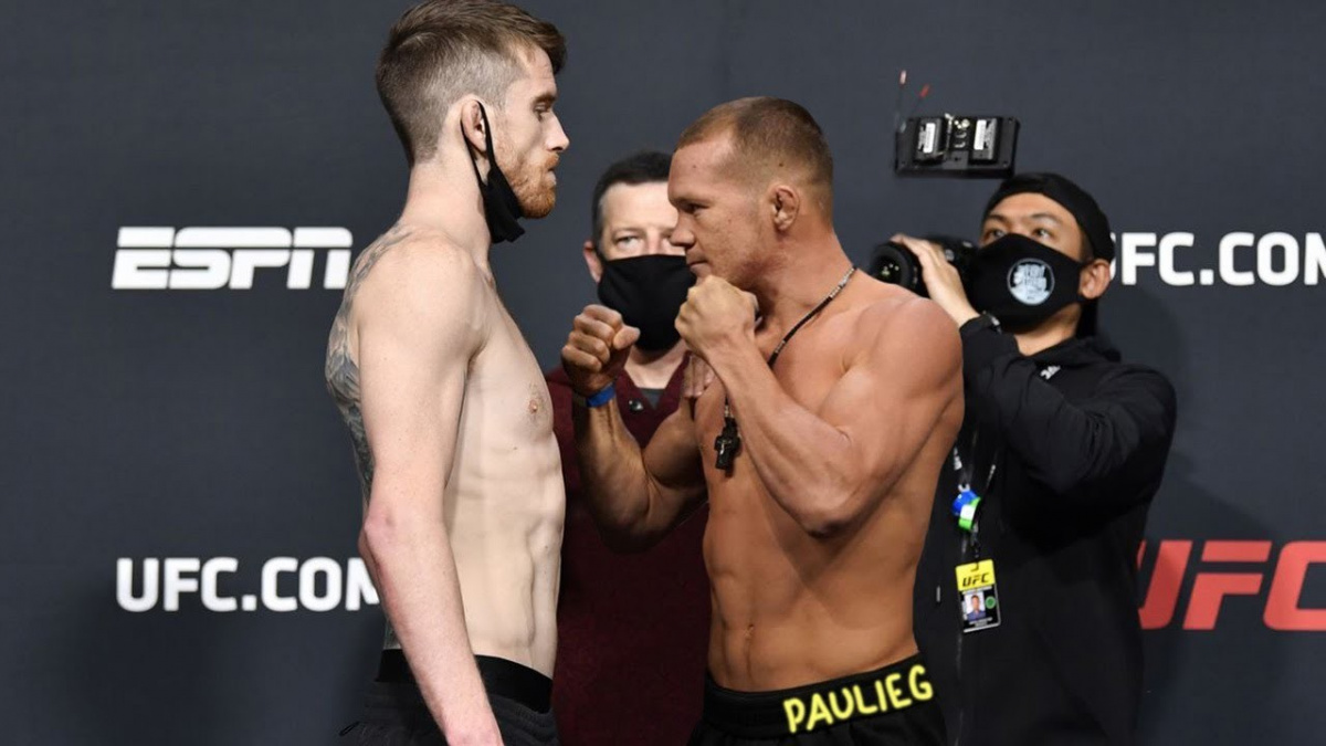 Chladnokrevný zabiják Petr Yan si to dnes rozdá s dlouhánem Sandhagenem o prozatimní titul UFC