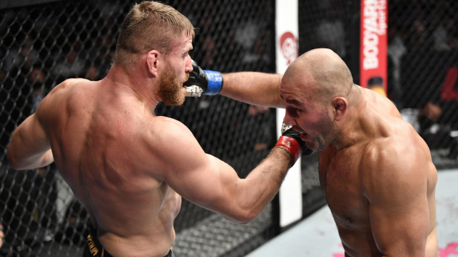 Blachowicz se rozmluvil o hořké prohře s Teixeirou. "Příběh nekončí, vrátím se!"