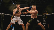 Tomáš Kvapil vs. Denis Tripšanský