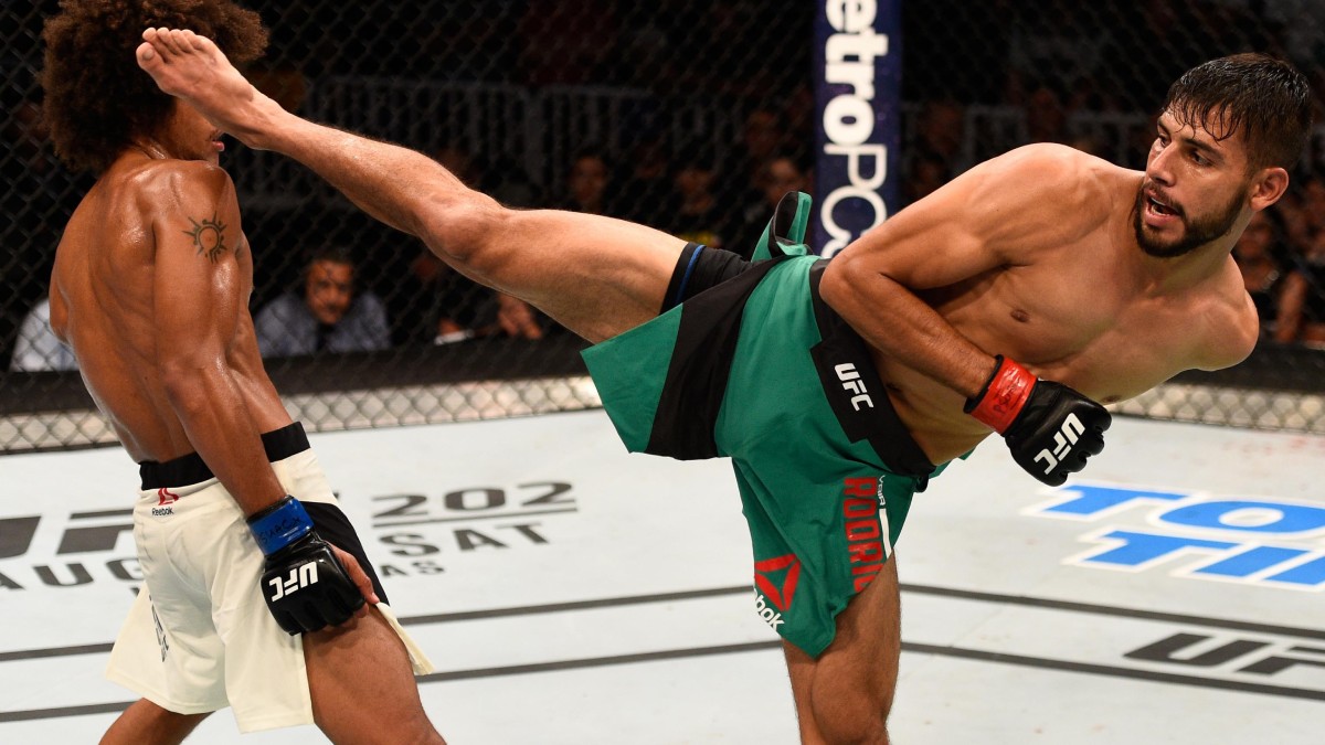 Yair Rodriguez před bitvou o prozatimní titul šampiona: Nechci být neuctivý a říkat, že to není pravý pás