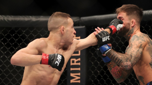 Novozélanďan přivítal bývalého šampiona Garbrandta v muší váze – a bolelo to