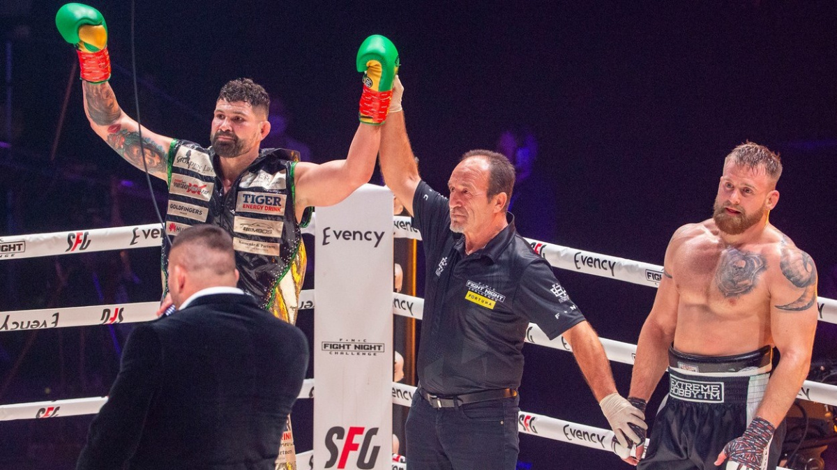 Attilovi premiéra v boxu vyšla, Kincla přeboxoval. Co bude příště?