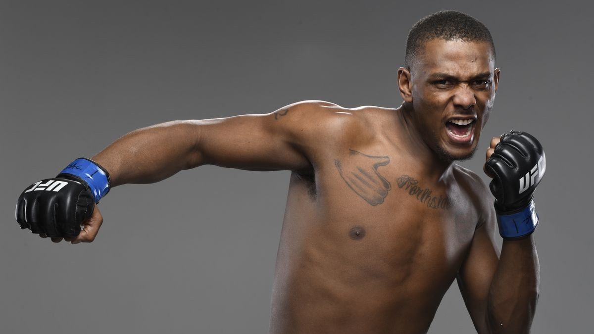 Ani zápas McGregora s Ježíšem by vám nebyl dost dobrý, opřel se Hill do nespokojených fanoušků