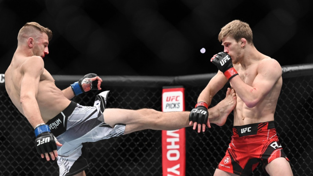 Novozélanďan Dan Hooker doplní kartu nabitého turnaje UFC 266, soupeře si našel přes inzerát