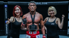 Yoshihiro Sexyyama Akiyama