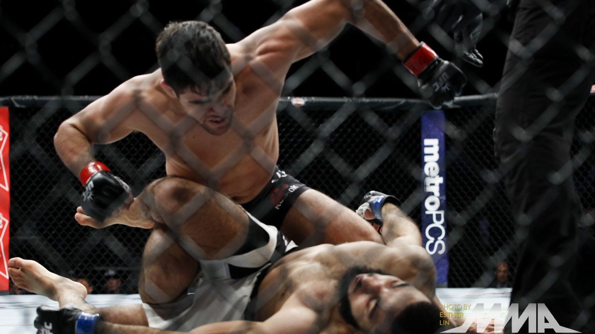 Jejich první zápas skončil rychlým KO, teď je na řadě odveta. Luque a Muhammad se po šesti letech opět utkají v kleci