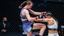 Smilla Sundell vs. Jackie Buntan