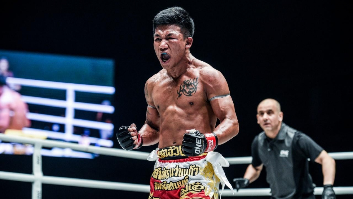 Rodtang znovu úřadoval, japonskou superhvězdu smetl v prvním kole