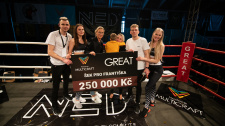 Organizátoři Františkovi věnovali 250 tisíc korun