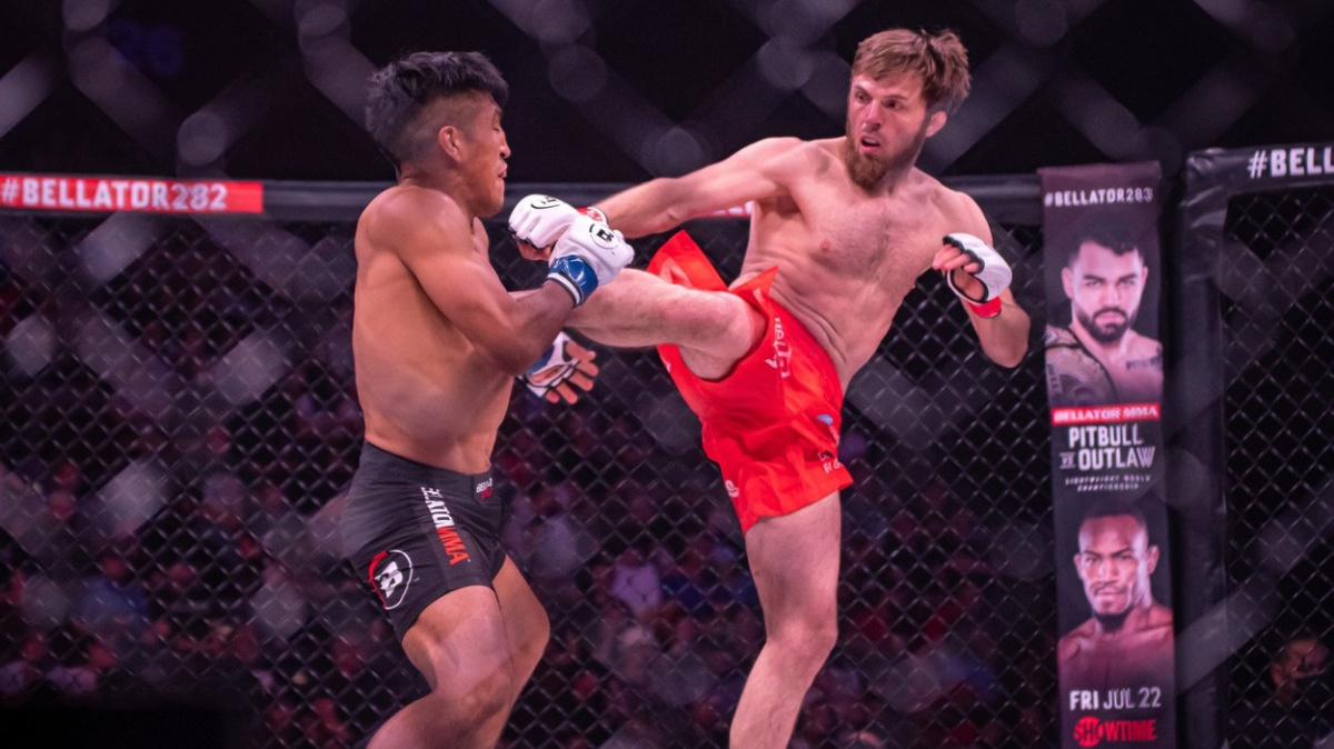 Několik rychlých knockoutů a šokující prohra šampiona, to byl Bellator 282