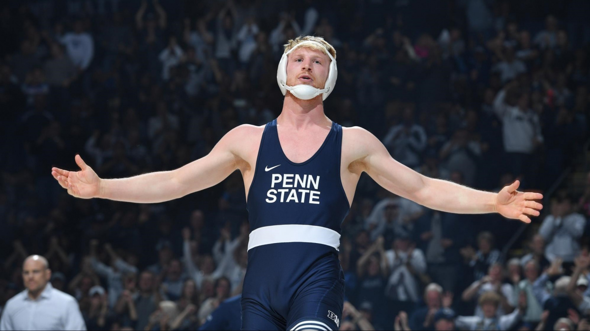 V USA je hvězdou, soupeře před zraky šéfa UFC totálně přejel, přesto smlouvu zatím nedostal