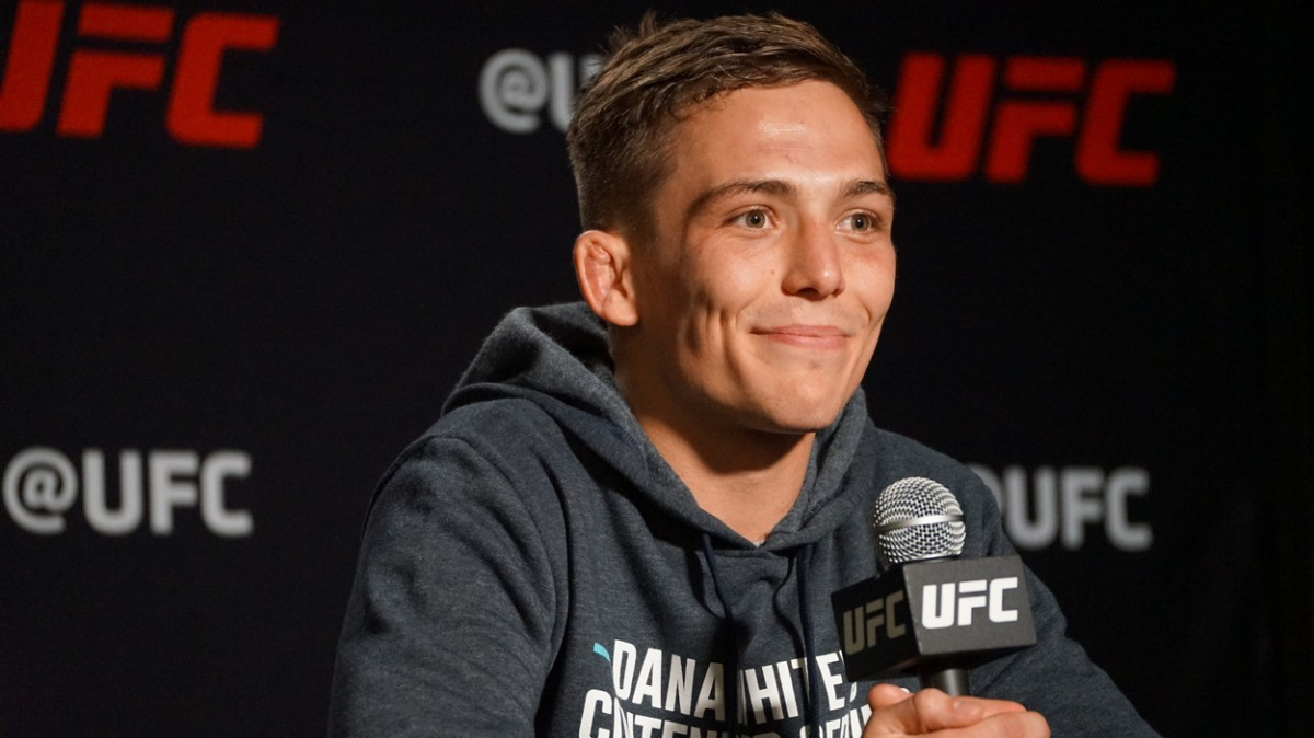 UFC přijalo nejmladšího bojovníka, šéfa nadchl parádním knockoutem