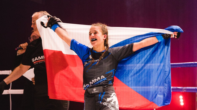 Veronika Zajícová získala na mistrovství Evropy v Tsibilisi zlato v disciplíně MMA Striking