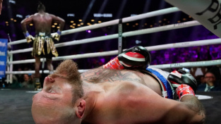 Bronzový bombér Deontay Wilder opět ničil, soupeře brutálně knockoutoval už v prvním kole