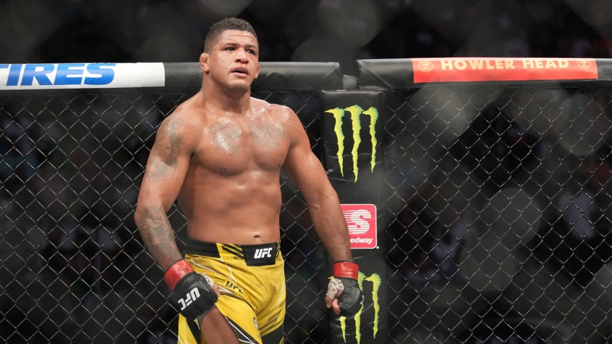 Brazilský zmar zachránil Gilbert Burns. Uškrtil dlouhána Magnyho už v prvním kole a vyzval zajímavého soupeře