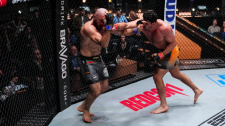 Omari Akhmedov vs. Rob Wilkinson