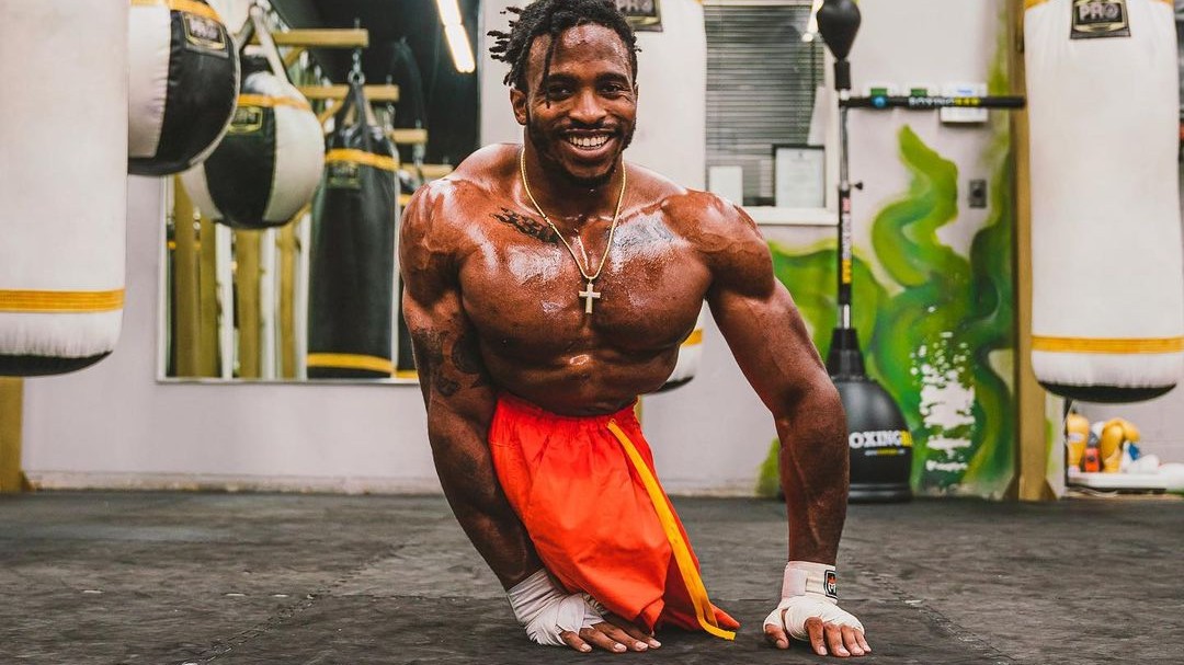 Narodil se bez nohou, přesto americký rekordman nastoupí do MMA zápasu