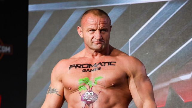 Budu tě nahánět! A jak, když nebudu utíkat? Pudzian s Khalidovem bavili před bitvou na tiskovce