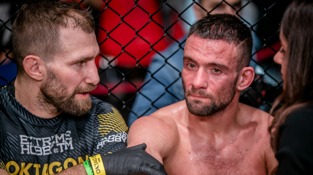 Je to držák a bude těžké ho ukončit. Trenér André Reinders zhodnotil soupeře Filipa Macka v boji o titul