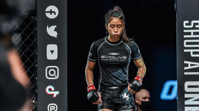 Zázračná bojovnice Victoria Lee zemřela ve věku pouhých 18 let