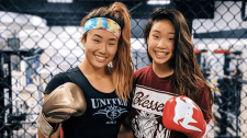 Angela a Victoria Lee