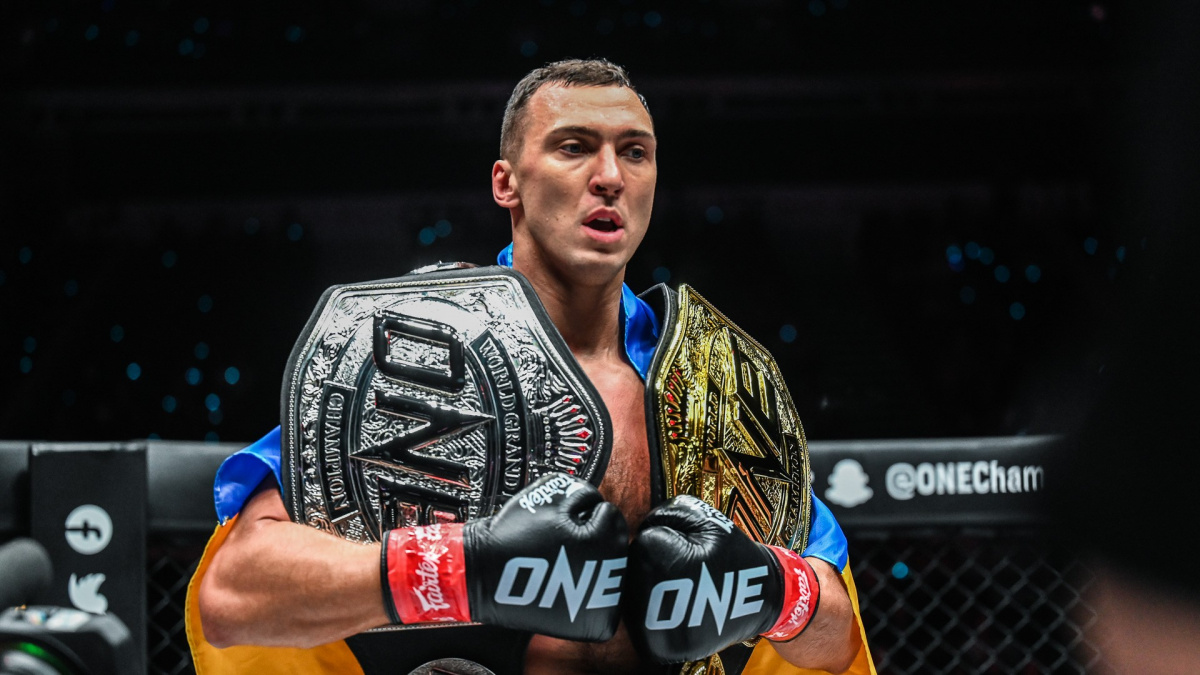 Ukrajinský obr Kryklia znovu úřadoval, Australana sestřelil ve druhém kole a má další titul do sbírky