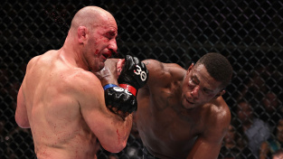 Šílená bitva o titul UFC skončila slzami dojetí a ukončením kariéry