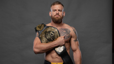 Patrik Kincl je ambasadorem projektu MMA pomáhá